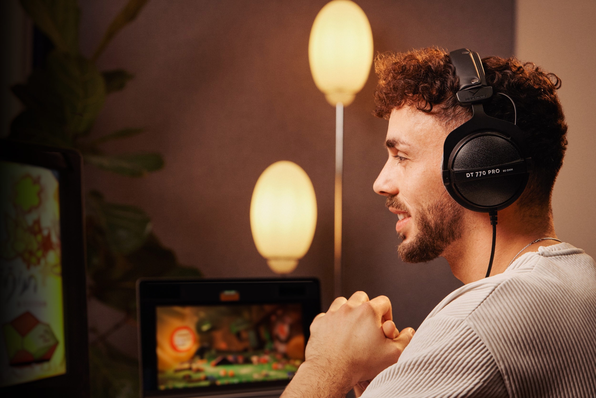 Headphones in comparison: DT 770 PRO vs DT 990 PRO – sound, range of